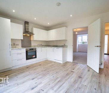 4 bedroom terraced house to rent - Photo 6