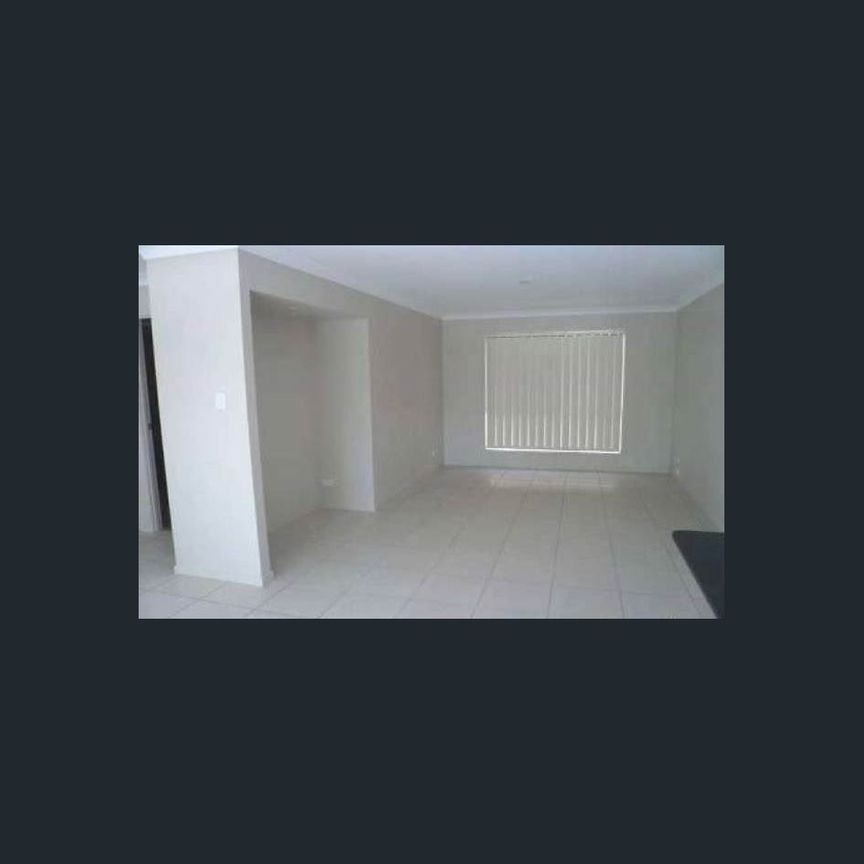 Comfortable Family Living in a Convenient Holmview Location - Photo 1