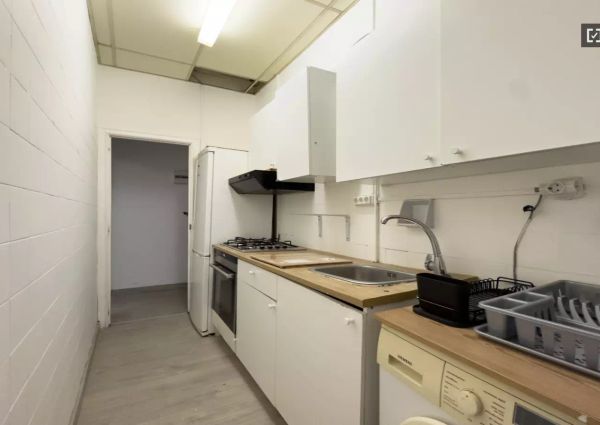 Double bed in Rooms for rent in 4-bedroom apartment in Sant Antoni