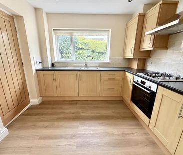 3 bedroom link detached house to rent - Photo 5
