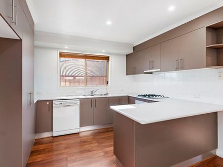 THREE BEDROOMS PLUS POWERED SHEDDING! - Photo 3