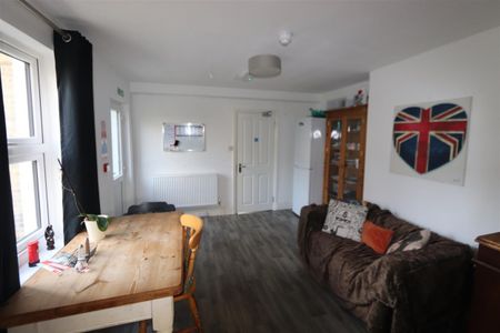 Stanley Road, Southend-On-Sea - Photo 2