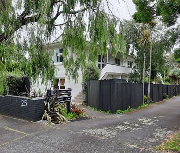 Light and Bright! - Photo 6