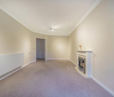 1 bedroom retirement property to rent - Photo 4