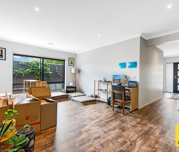 Luxurious Family Home - Photo 2