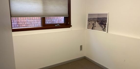 2/38 Nimmitabel Street, Queanbeyan West NSW 2620 - Apartment For Rent | Domain - Photo 2