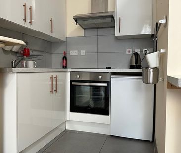 Studio Flat, Gloucester Drive, N4 - Photo 4