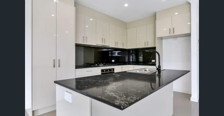 Modern 3 bedroom home only a 5 minute driver to the Beach! - Photo 4