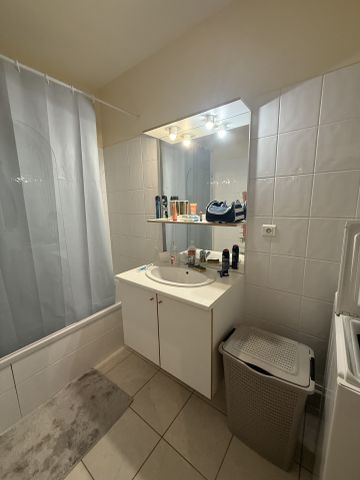 Location Appartement 2 pièces 56m² MONTAIGU VENDEE 85600 - Photo 4