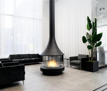 1188 Rue St Antoine O. - Photo 1