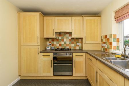 2 bed flat to rent in Beacon Drive, Newcastle Upon Tyne, NE13 - Photo 5