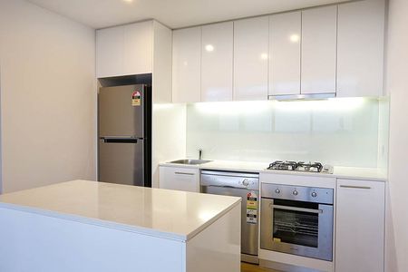 2002/18 Mt Alexander Road, Travancore VIC 3032 - Photo 4