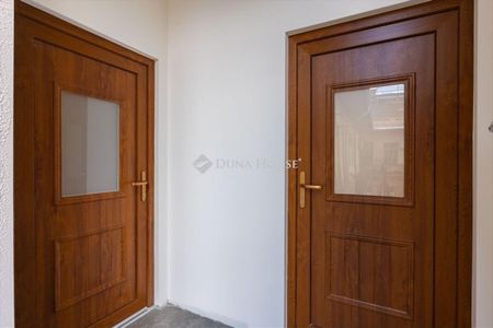 Kiadó újszerű állapotú lakás - Budapest VIII. kerület - Photo 3
