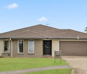 EXECUTIVE LIVING FITTED WITH EVERYTHING! - Photo 2