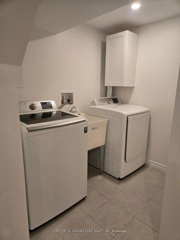 334 Jasper Avenue #BSMT - Photo 3