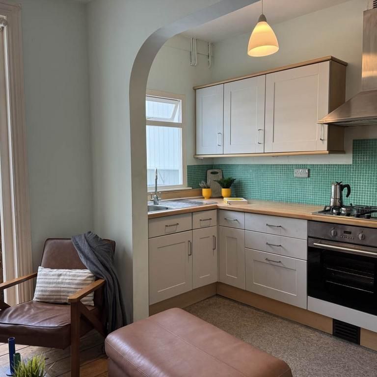 4 bedroom house to rent - Photo 1
