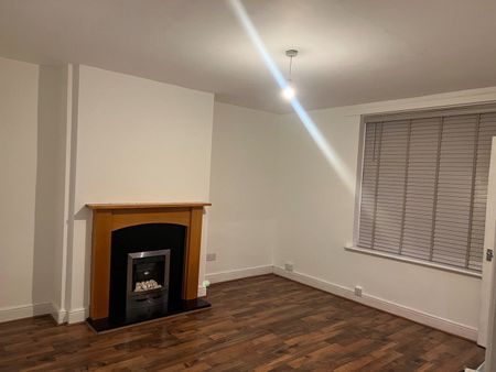 3 Bed Semi-Detached House, Hilderstone Road, B25 - Photo 2