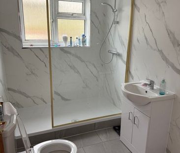 Room in a Shared House, Edgehill Street, RG1 - Photo 2