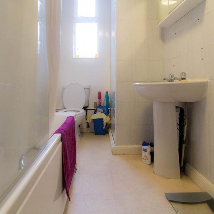 4 bedroom house to rent - Photo 1