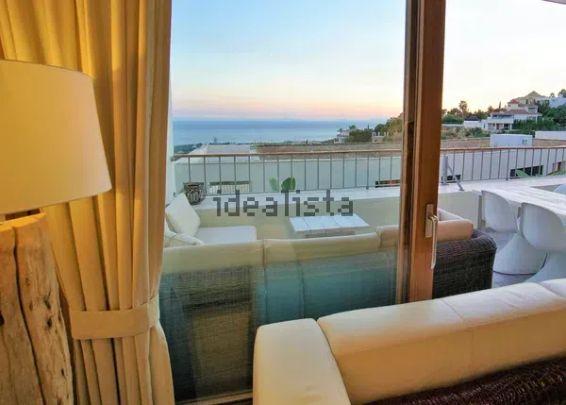 Alquiler de dúplex en Calle El Pinar, 86 - Photo 1