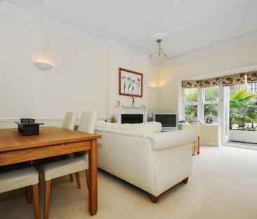 3 bedroom terraced house to rent - Photo 6