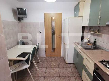 Apartament cu 3 camere decomandat, 65 de mp, zona Minerva - Photo 3