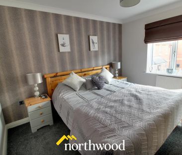 5 bedroom detached house to rent - Photo 3