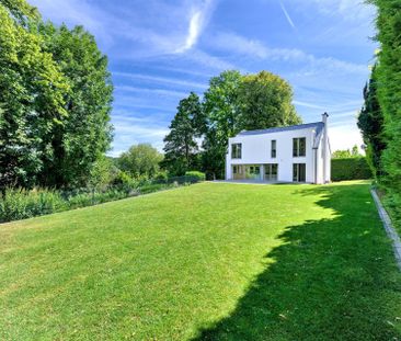 Gelegen aan het MEER VAN GENVAL, prachtige villa in perfecte staat ... - Photo 3