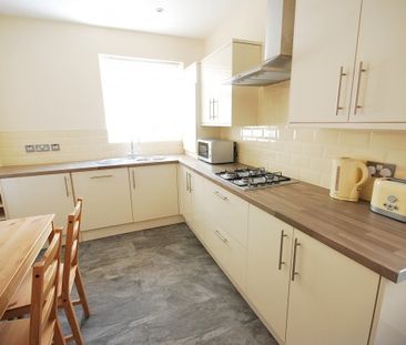 2 Bed - Claremont Road, Spital Tongues - Photo 4