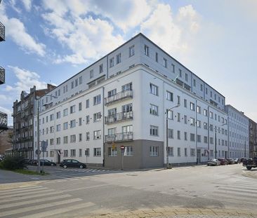 Wysoki Standard, obok Metro Szwedzka 24.15 m² - Photo 1