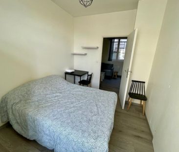 EN CENTRE VILLE JOLI MEUBLE AVEC PETITE COUR - Photo 3