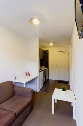 Medium 1 Bedroom - Photo 1