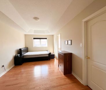 For Lease - 4439 Centretown Way, Mississauga, Ontario - Photo 5