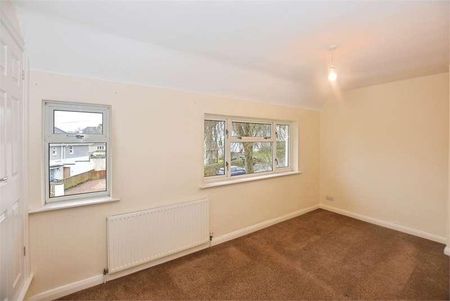 East Pafford Avenue, Torquay, Devon, TQ2 - Photo 5