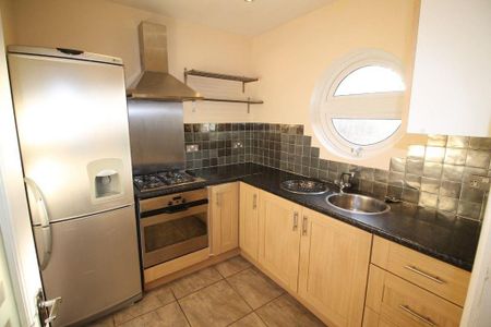 2 bedroom terraced house to rent - Photo 5