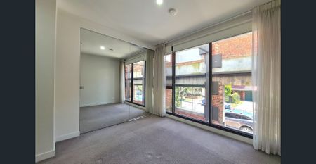 Easy Contemporary Living - Photo 4