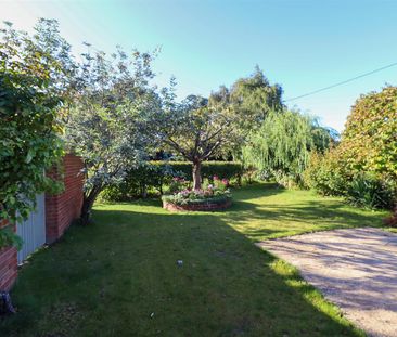 Wisbech Road, Welney, Wisbech - Photo 2