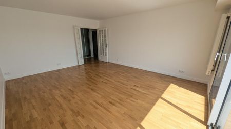 location Appartement T4 DE 89.32m² À LE CHESNAY - Photo 2