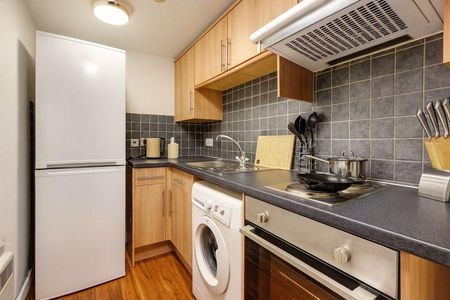 1 bedroom apartment to rent - Photo 3