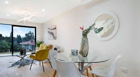 Home In New Lynn - Photo 2