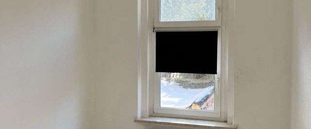 Helle 2-Raum Wohnung mit Einbauküche in Crimmitschau zu vermieten - Photo 1