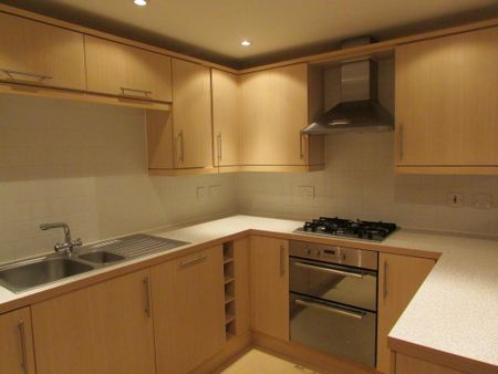 2 bedroom apartment to rent - Photo 4