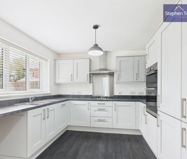 5 bedroom detached house to rent - Photo 4