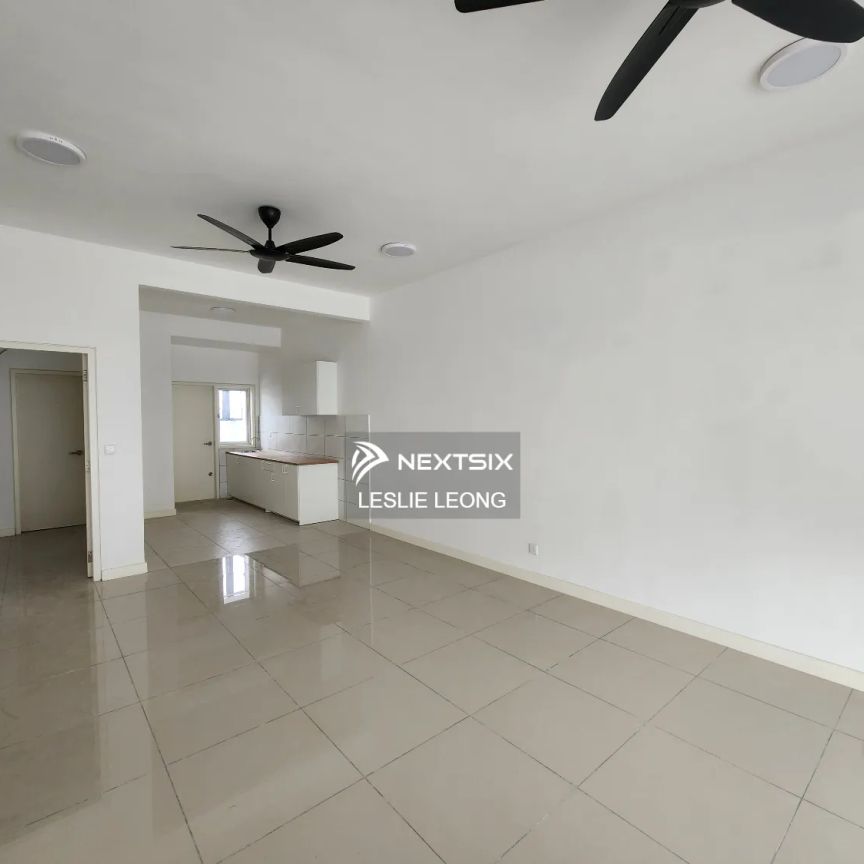 Partly Furnished New House 2 storey Garland 2 Kota Emerald Rawang For Rent - Photo 1