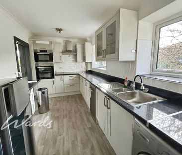 2 bedroom maisonette to rent - Photo 2