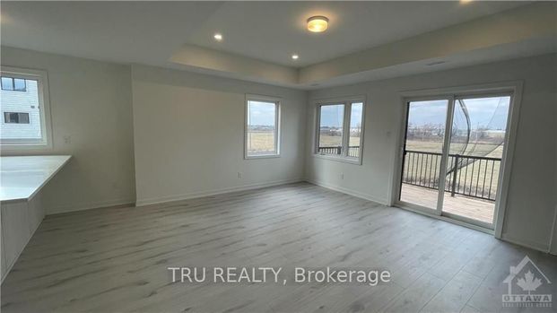 For Lease - 956 CHAPMAN MILLS Drive, Barrhaven, Ontario - Photo 1