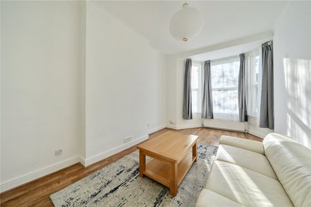 Holloway Road, N19, London - Photo 3