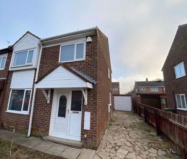 3 bedroom end of terrace house to rent - Photo 3