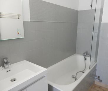 Location Appartement 1 pièce Meublé 38m² AIX LES BAINS 73100 - Photo 2