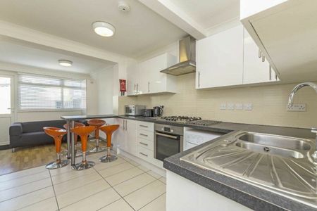 Douglas Road, Kingston Upon Thames, KT1 - Photo 5